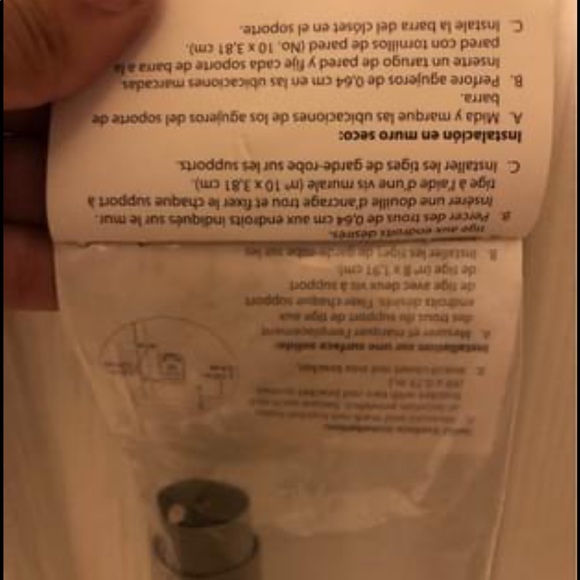 Brand New Adjustable Expanded Clothing Rod - Picture 5 of 6